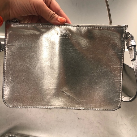 Authentic Givenchy Antigiona Navy/Silver Tote - Picture 5 of 5